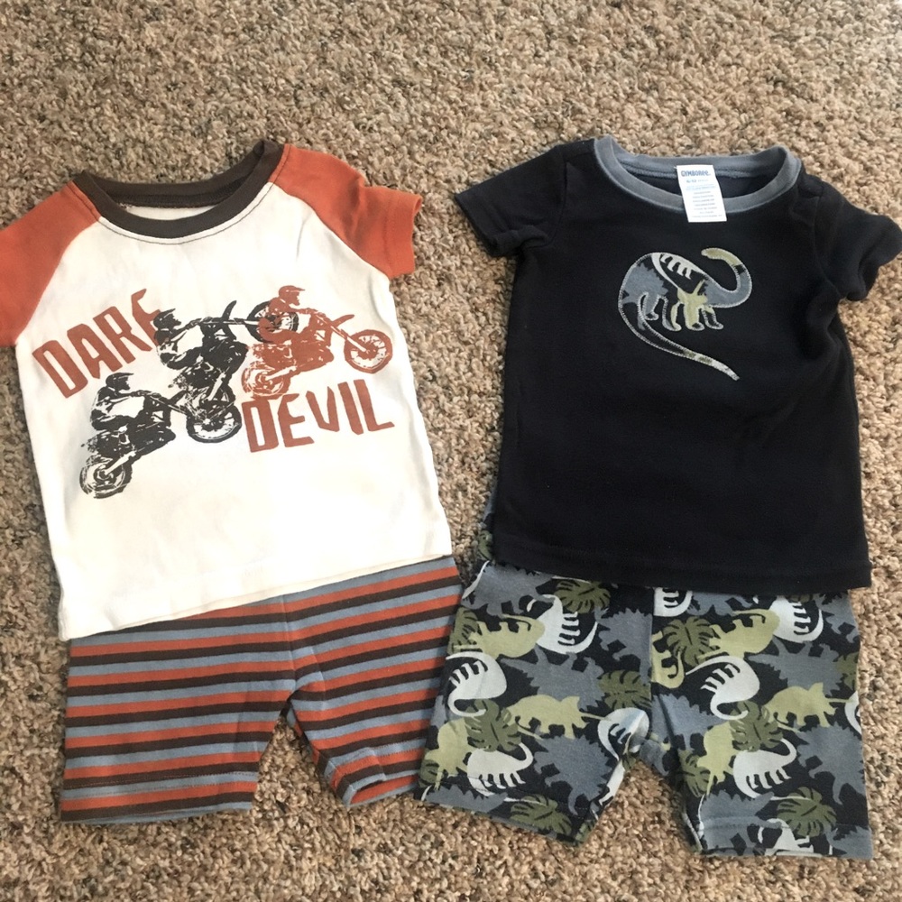 Gymboree 2pc PJ sets
6-12 months